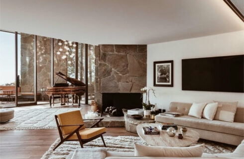 86EBB7B1-FA9C-4182-8524-2BA370B98ECA_1_105_c